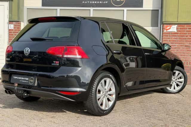 Volkswagen Golf (2013) thumbnail 6