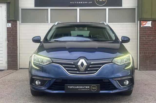 Renault Mégane (2017) thumbnail 2