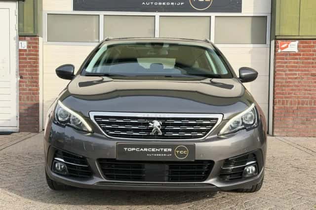Peugeot 308 (2018) thumbnail 2