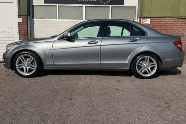 Mercedes-Benz C-Klasse (2008) thumbnail 4