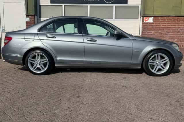 Mercedes-Benz C-Klasse (2008) thumbnail 5