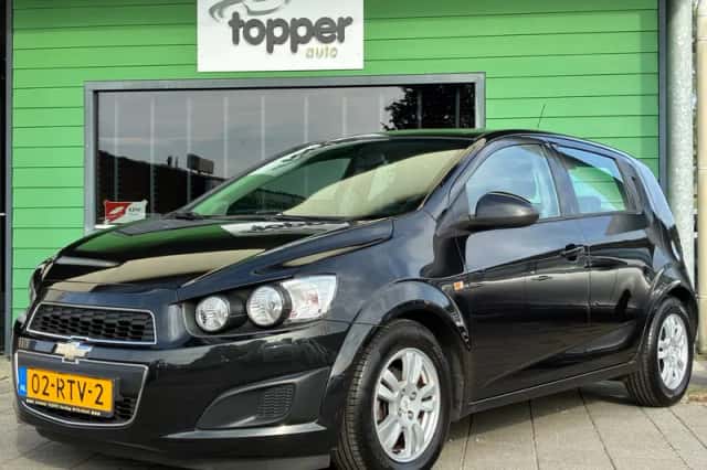 Chevrolet Aveo (2011) thumbnail 5