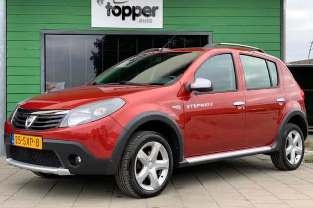 Dacia Sandero (2012) thumbnail 1