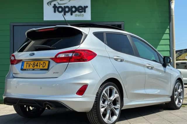 Ford Fiesta (2018) thumbnail 3