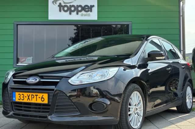 Ford Focus (2012) thumbnail 1