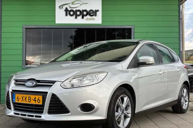 Ford Focus (2014) thumbnail 1