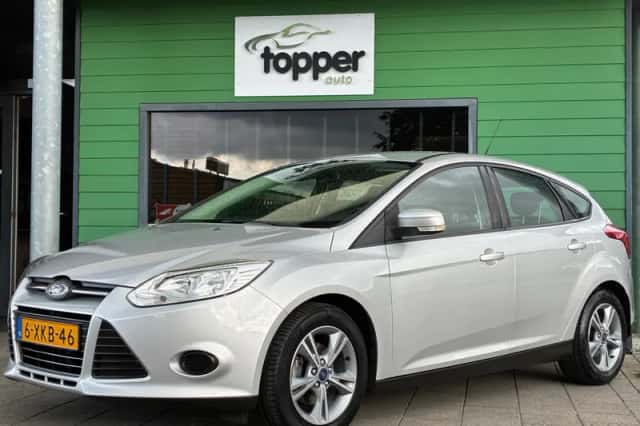Ford Focus (2014) thumbnail 5