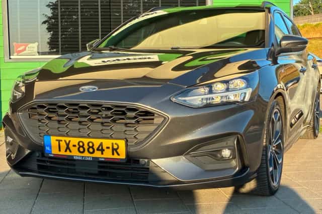 Ford Focus (2018) thumbnail 4