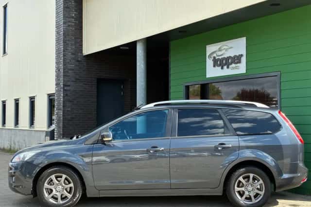 Ford Focus (2008) thumbnail 6