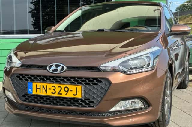 Hyundai i20 (2016) thumbnail 4