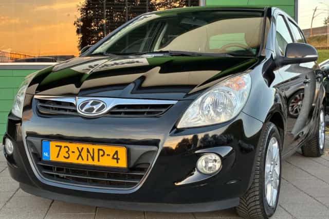 Hyundai i20 (2012) thumbnail 4