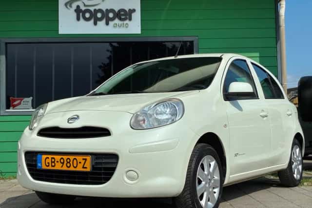 Nissan Micra (2013) thumbnail 1