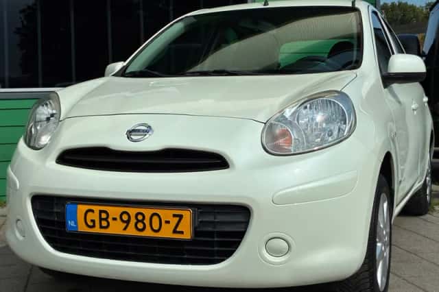 Nissan Micra (2013) thumbnail 4