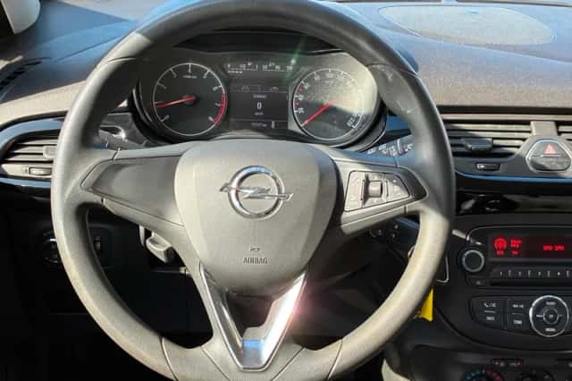 Opel Corsa (2016) thumbnail 2