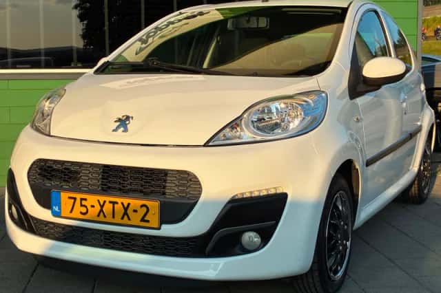 Peugeot 107 (2012) thumbnail 4