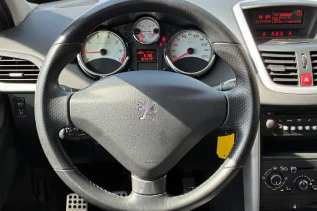 Peugeot 207 (2012) thumbnail 2