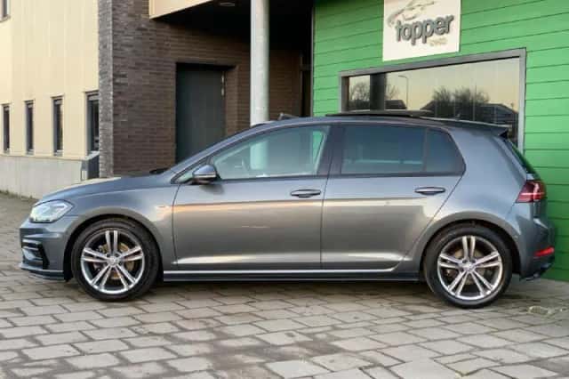 Volkswagen Golf (2017) thumbnail 6