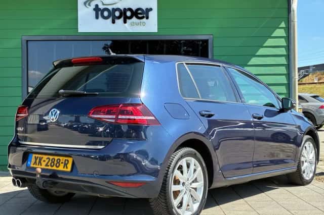 Volkswagen Golf (2014) thumbnail 3