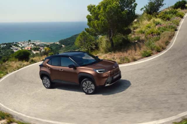 Toyota Yaris Cross (2026) thumbnail 2
