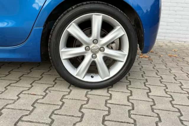 Toyota Yaris (2007) thumbnail 4