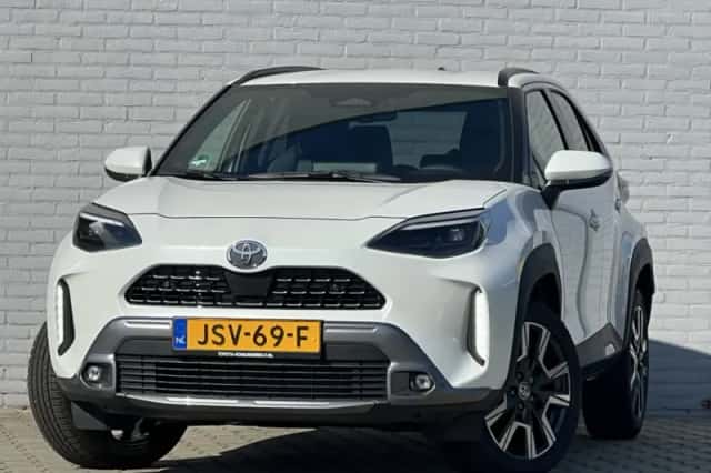 Toyota Yaris Cross (2025) thumbnail 2
