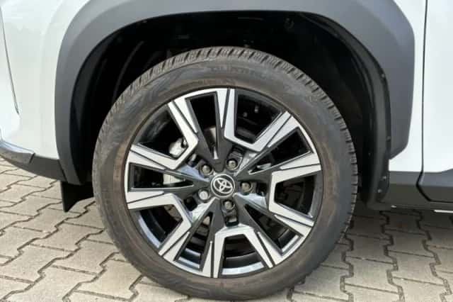 Toyota Yaris Cross (2025) thumbnail 6