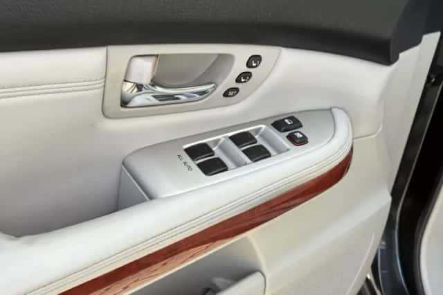 Lexus RX (2006) thumbnail 5
