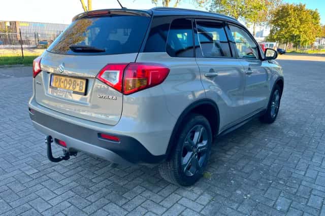 Suzuki Vitara (2017) thumbnail 6