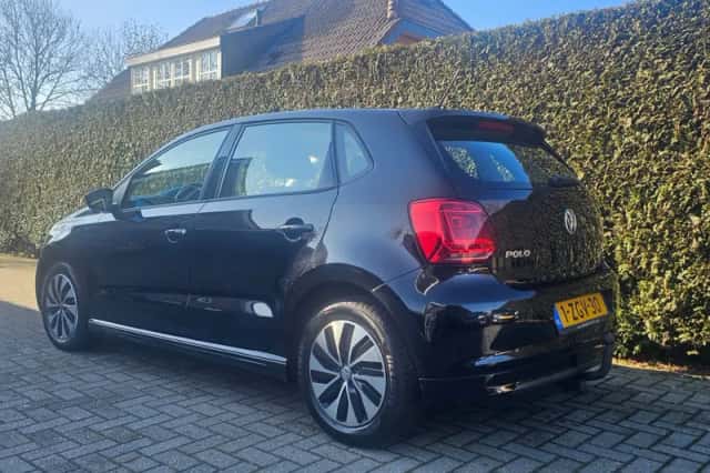 Volkswagen Polo (2015) thumbnail 5