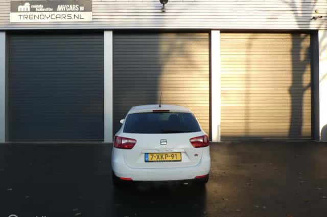 SEAT Ibiza (2014) thumbnail 6