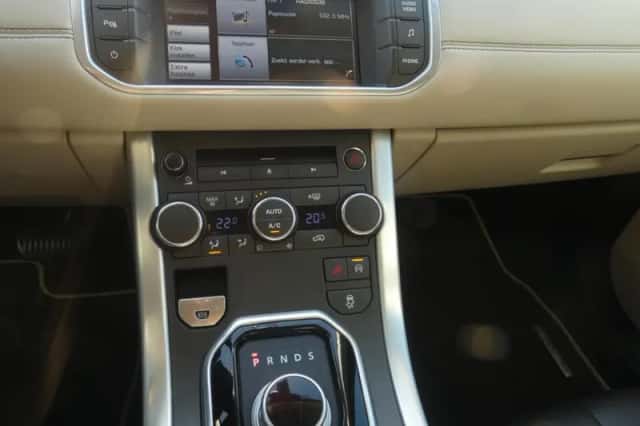 Land Rover Range Rover Evoque (2014) thumbnail 5