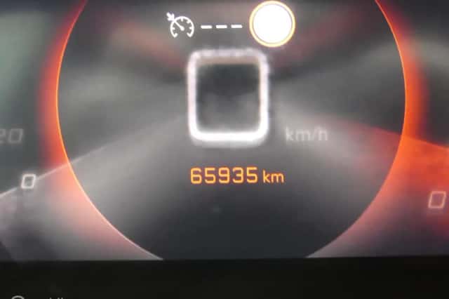 Peugeot 2008 (2020) thumbnail 6