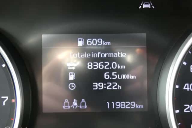 Kia Ceed (2021) thumbnail 4