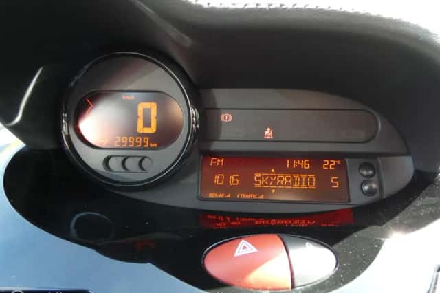 Renault Twingo (2011) thumbnail 4