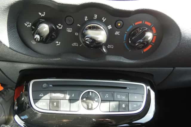 Renault Twingo (2011) thumbnail 6