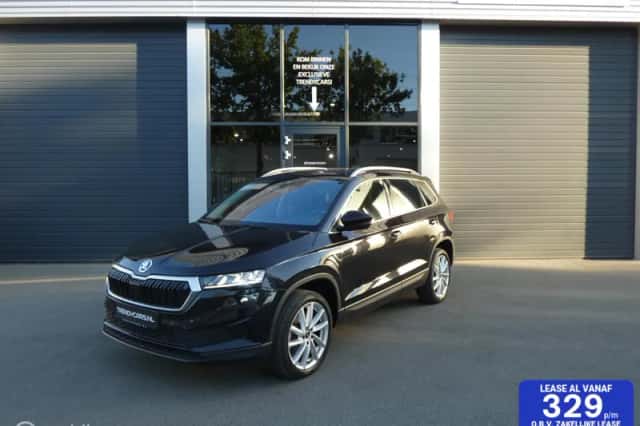 Škoda Karoq (2023) thumbnail 1