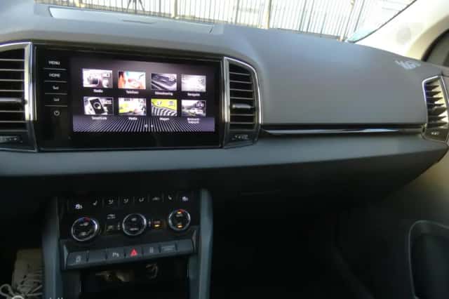 Škoda Karoq (2023) thumbnail 6