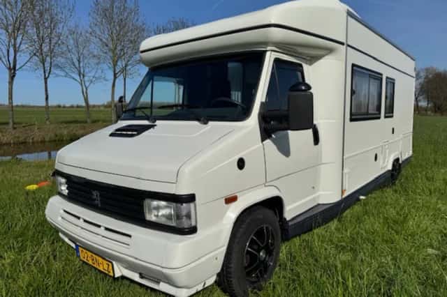 Peugeot J-5 (1991) thumbnail 1