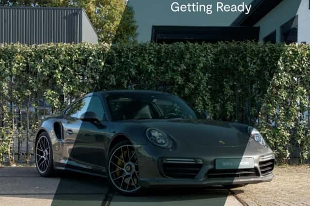 Porsche 911 (2016) thumbnail 1