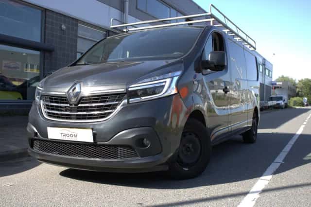 Renault Trafic (2021) thumbnail 1