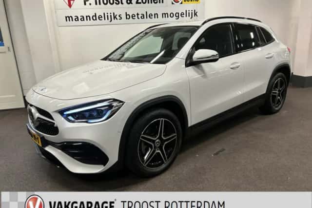 Mercedes-Benz GLA-Klasse (2022) thumbnail 1