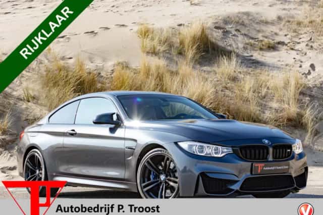 BMW M4 (2014) thumbnail 1