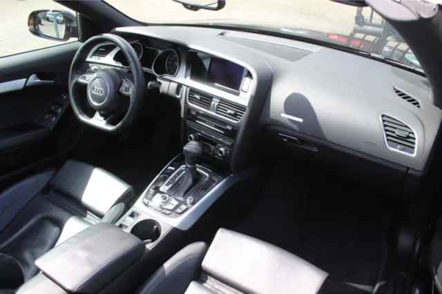 Audi A5 (2012) thumbnail 2