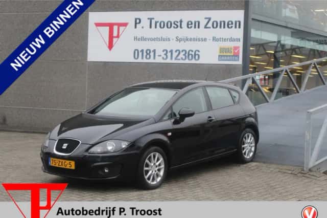 SEAT Leon (2012) thumbnail 1