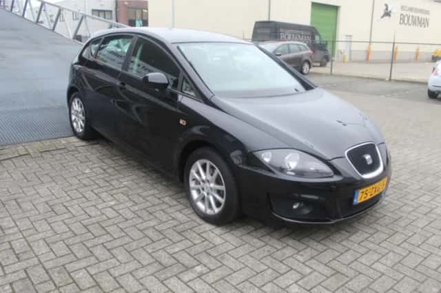 SEAT Leon (2012) thumbnail 4