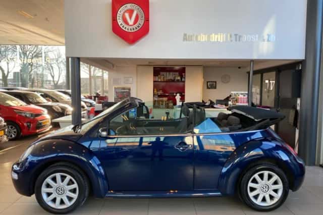 Volkswagen New Beetle (2005) thumbnail 6