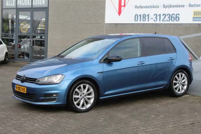 Volkswagen Golf (2014) thumbnail 4