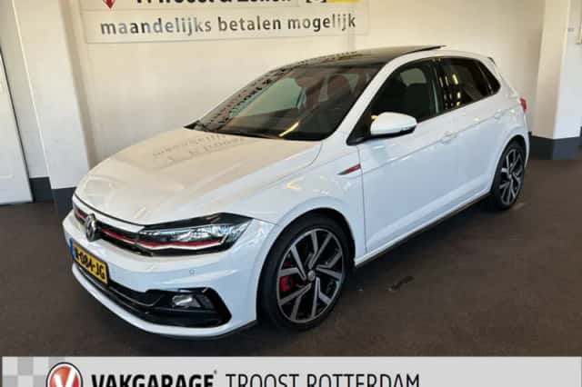 Volkswagen Polo (2018) thumbnail 1