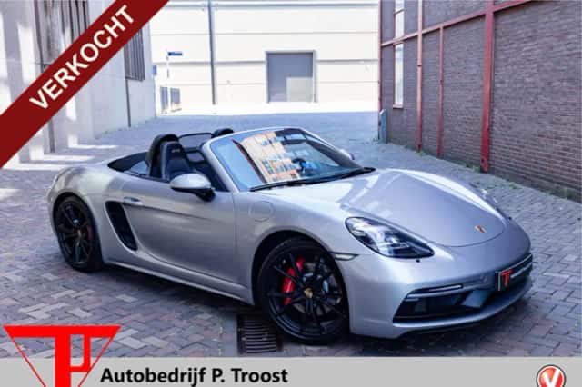 Porsche 718 Boxster (2018) thumbnail 1