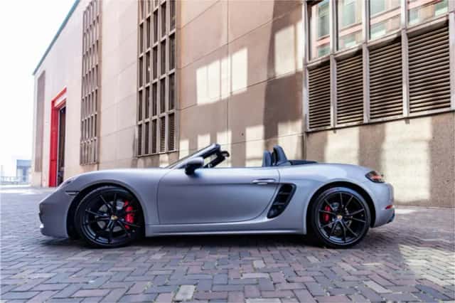 Porsche 718 Boxster (2018) thumbnail 6